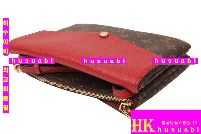 2015 ���̺��� ���׷� Ʈ���� M50184-1 