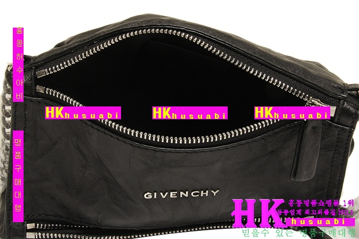 ����� �ǵ��� �̴� ũ�ν��� GV124741-1(��Ŭ)