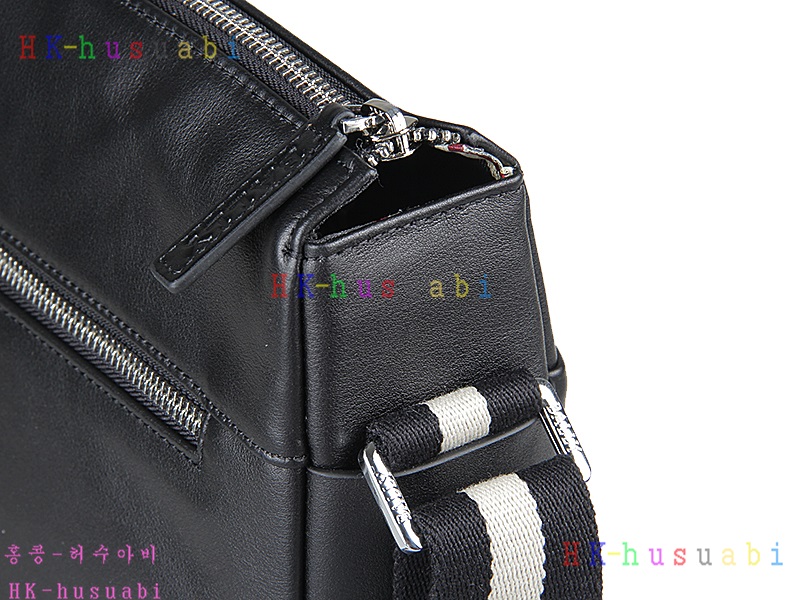 �߸� ����ũ�ν��� �Ż� BA85965-6