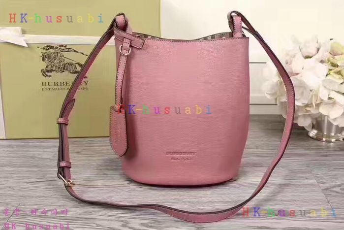 NEW 17S/S ������ �Ż� ���� ���̸��� üũ ũ�ν��ٵ� ��Ŷ �� 40571521