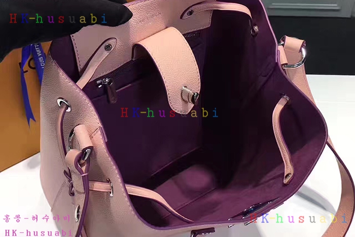 �ڹ̷��ޡ�NEW 17S/S ���̺��� ���� ��Ŷ ũ�ν���M54677