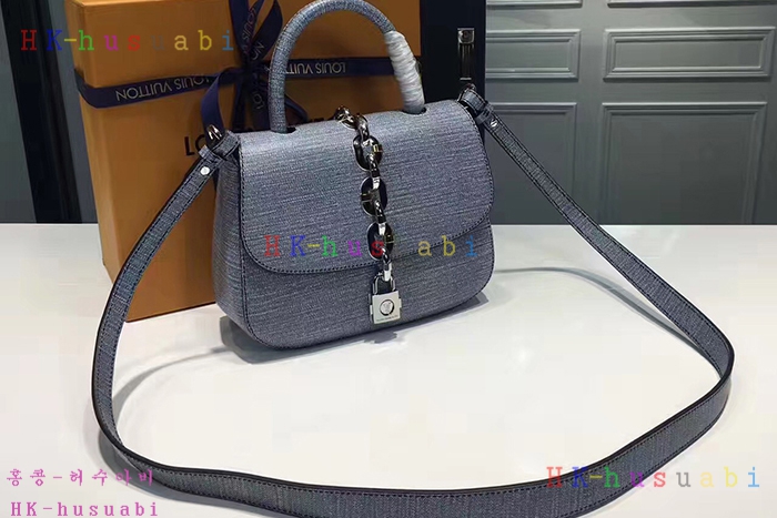 �ڹ̷��ޡ� NEW 17S/S ���̺��� ü���չ� PM M54619