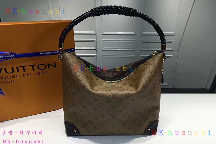 NEW 17S/S ���̺��� Ʈ���̾ޱ� ����Ƽ ����� M44130