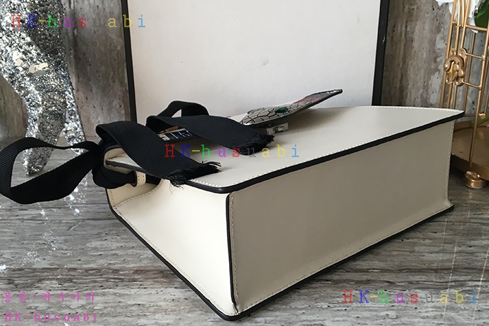 �ڹ̷��ޡ� 2018s/s ���� ����ϼҽ� ��� ž �ڵ�� GG453751-1