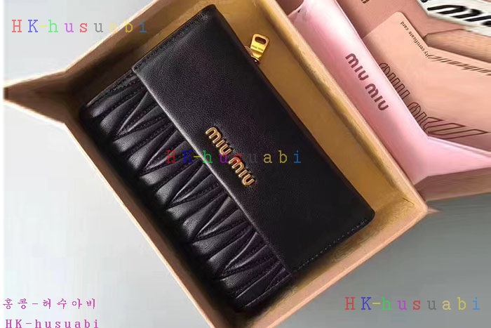 �ڹ̷��ޡ� �̿�̿� ������ ������ MU1122