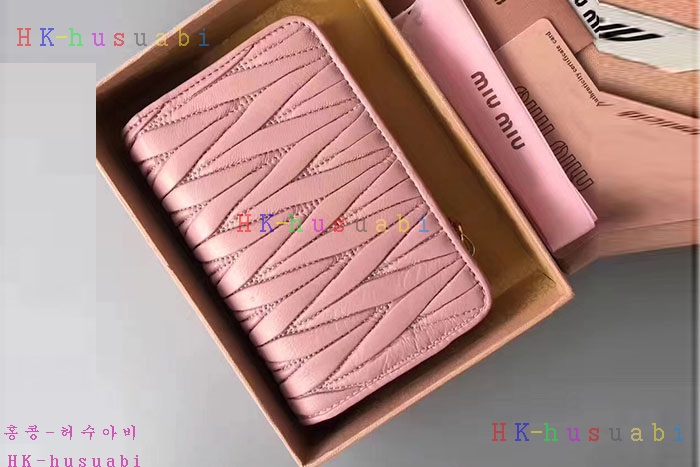 �ڹ̷��ޡ� �̿�̿� ������ ������ MU1122-2