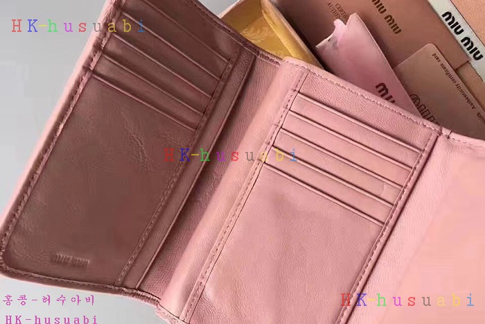 �ڹ̷��ޡ� �̿�̿� ������ ������ MU1122-2