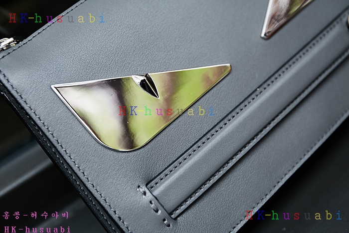 �ڹ̷��ޡ� ��� �Ż� Ŭ��ġ�� F0447-2