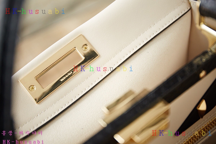 �ڹ̷��ޡ�  ��� ��ī�ι� F 8BN290A0VIF10XM