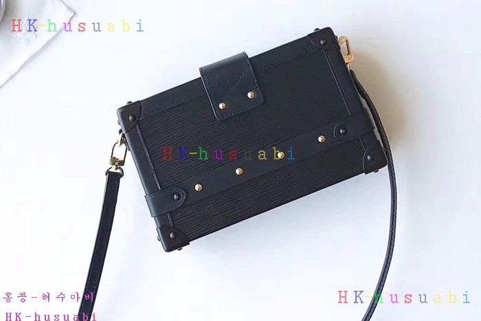 �ڹ̷��ޡ� ���̺��� �ڶ�� ��  M54650-5