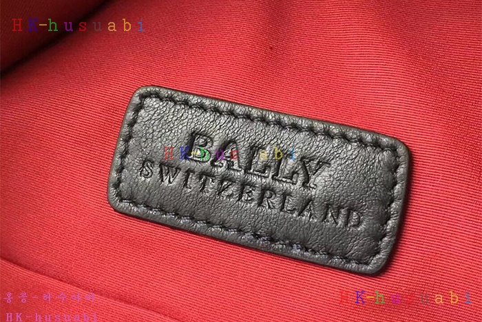 �ڹ̷��ޡ� �߸� �Ż� ���� BL366951