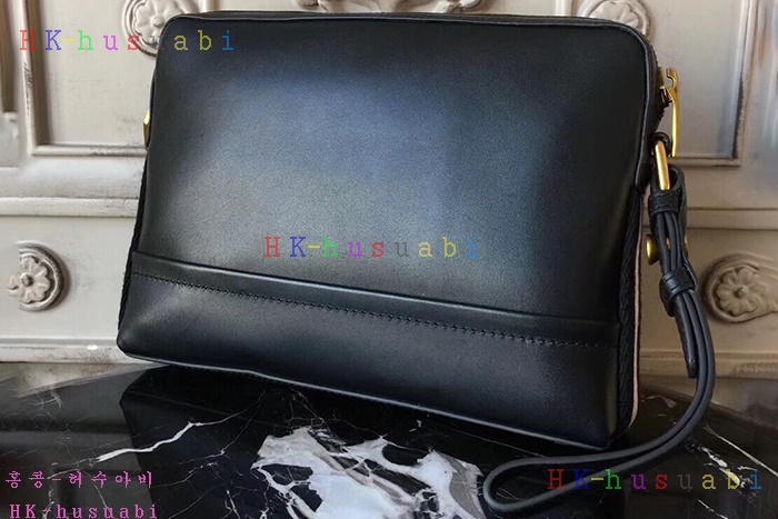 �ڹ̷��ޡ� �߸� ������ Ŭ��ġ�� BL48088-2