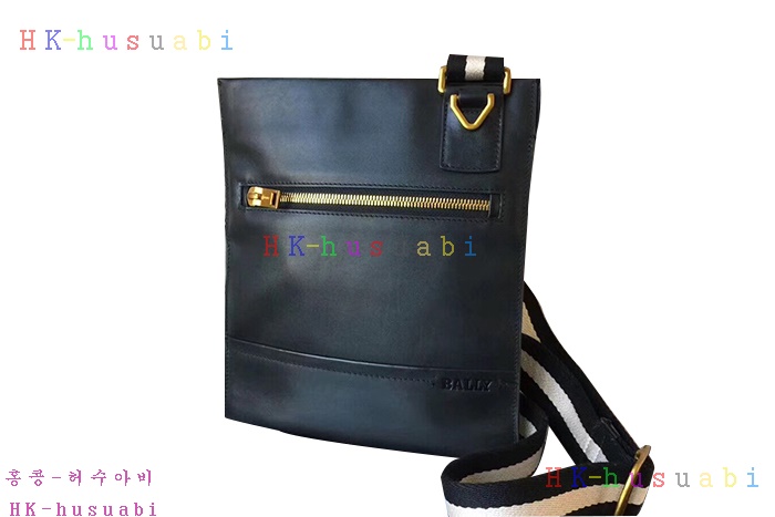 �ڹ̷��ޡ� �߸� ������ ũ�ν��� BL52088-2