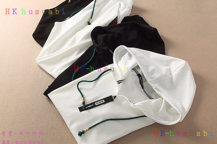 NEW ���� ������ �򸮴׼�Ʈ GU 555488