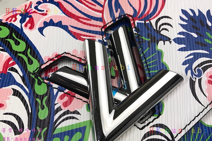 �ڹ̷��ޡ� ���̺��� Ʈ����Ʈ�� M54940