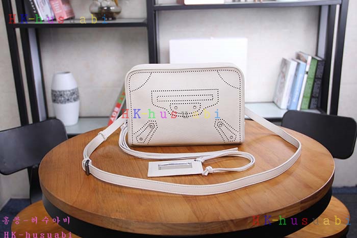 NEW 2018SS �߷��þư� �Ż� ũ�ν��� BL85443