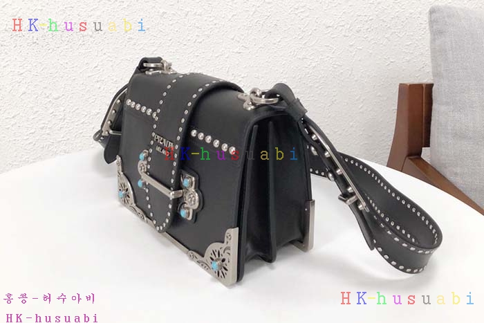 �ڹ̷��ޡ�2018SS  ����� ī�̿� ����� P 1BD045