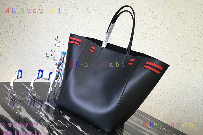 �ڹ̷��ޡ� ������ ī�ٽ� ���� ����� CL 176023-3