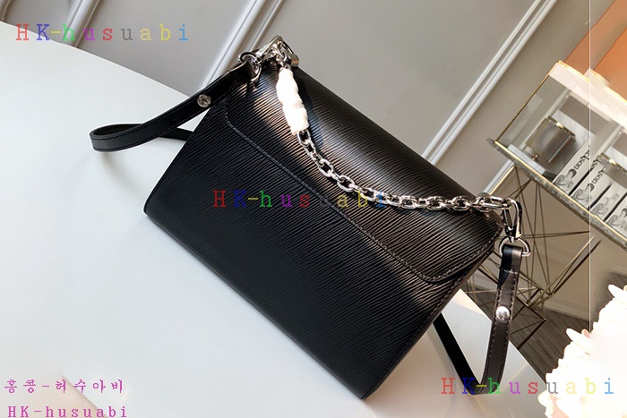 �ڹ̷��ޡ� ���̺��� Ʈ����Ʈ�� M50282