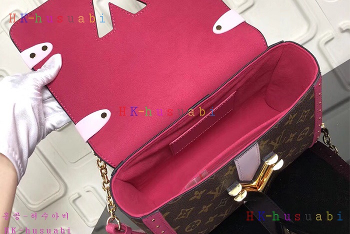 �ڹ̷��ޡ� ���̺��� Ʈ����Ʈ ���Թ� M43629-4