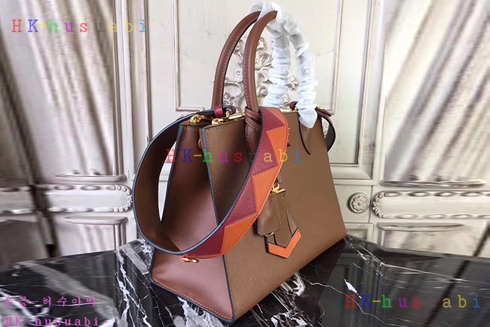 �ڹ̷��ޡ� 2018SS ����� �з����� ��Ʈ�� P 1BA102-5