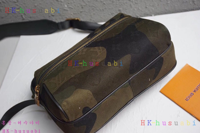 �ڹ̷��ޡ� 2018SS ���̺��� �ƿ����� �޽�����  LV M33437