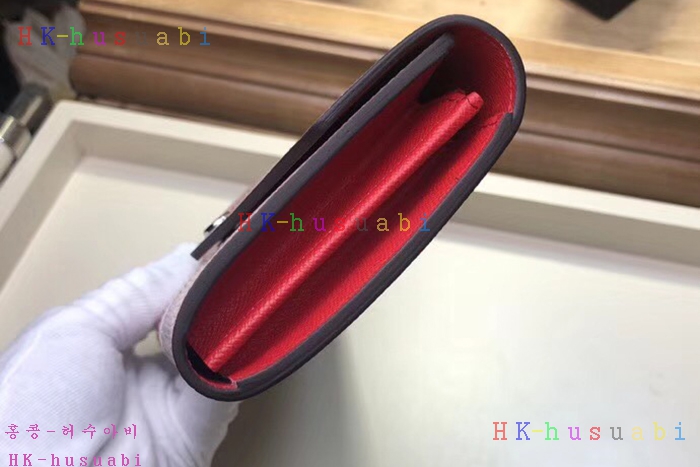 �ڹ̷��ޡ� ���̺��� ��ư ������  M62986