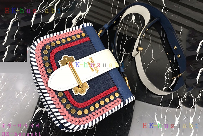 �ڹ̷��ޡ� ����� ���̿��Ͼ� ����� P 1BD074