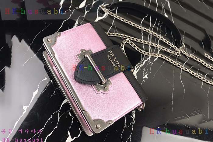 �ڹ̷��ޡ� ����� ī�̿� ����� P 1BH018-3