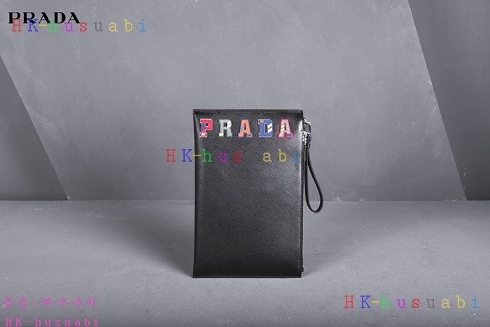 �ڹ̷��ޡ� ����� ���ǾƳ� ���� Ŭ��ġ�� P 2NG001