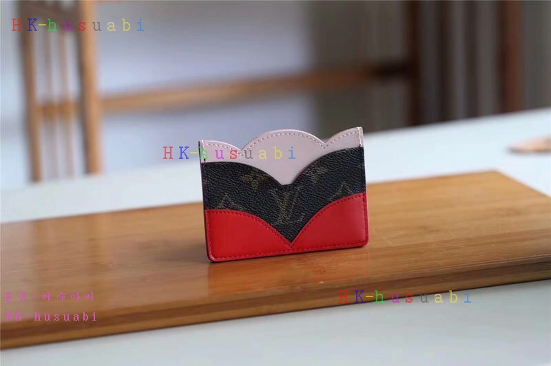 �ڹ̷��ޡ� ���̺��� ī������ M61733