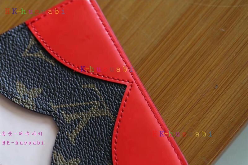 �ڹ̷��ޡ� ���̺��� ī������ M61733