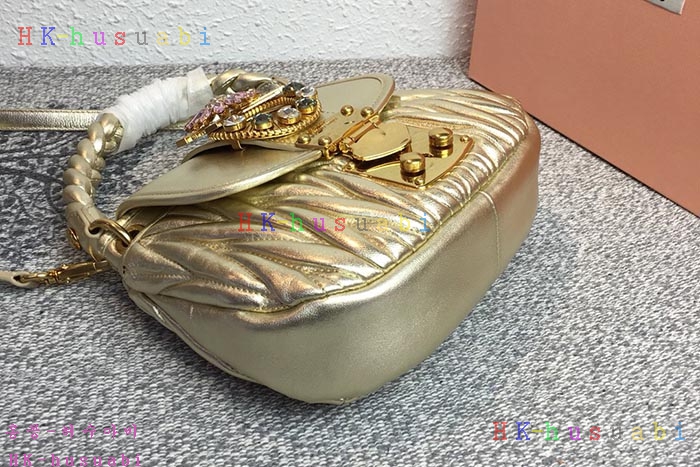 �ڹ̷��ޡ� �̿�̿� ���׶�� ����� M 5BH111-5