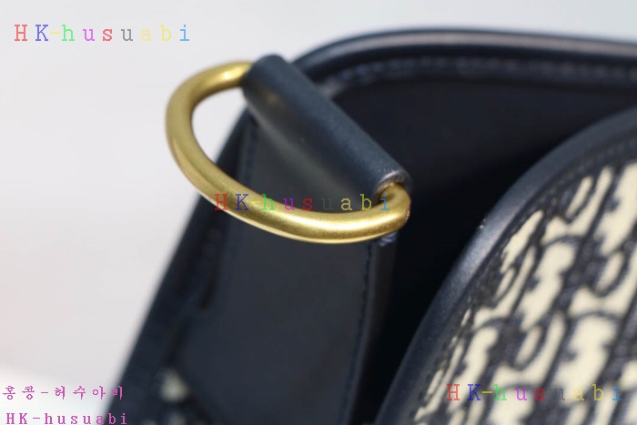 �ڹ̷��ޡ� ��� ������ũ ȣ���� DR M6820CT