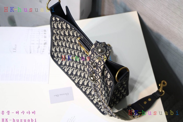 �ڹ̷��ޡ� ��� ������ũ ȣ���� DR M6820CT