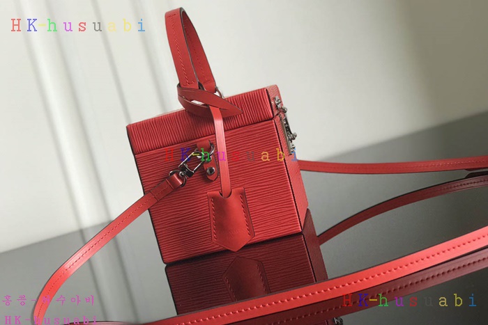 �ڹ̷��ޡ� ���̺��� ����Ŀ �ڽ� LV M52466-3