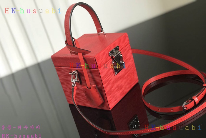 �ڹ̷��ޡ� ���̺��� ����Ŀ �ڽ� LV M52466-3