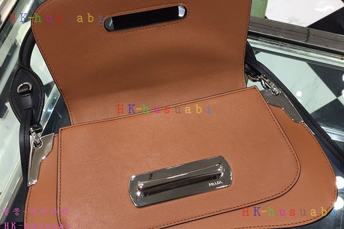 �ڹ̷��ޡ� ����� �õ��� ����� PR 1BD168-4