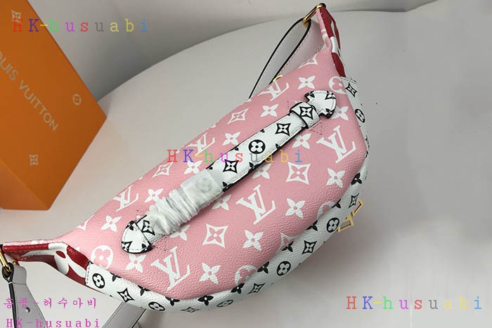 �ڹ̷��ޡ� 2019SS ���̺��� ���� LV M43644