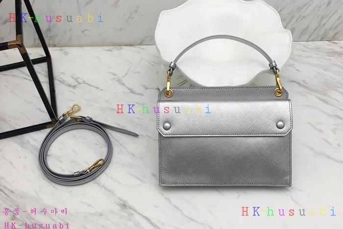 �ڹ̷��ޡ� ����� �̴� ũ�ν���  PR 1DH007