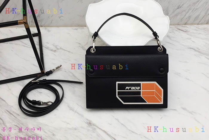 �ڹ̷��ޡ� ����� �̴� ũ�ν���  PR 1DH007-2-1