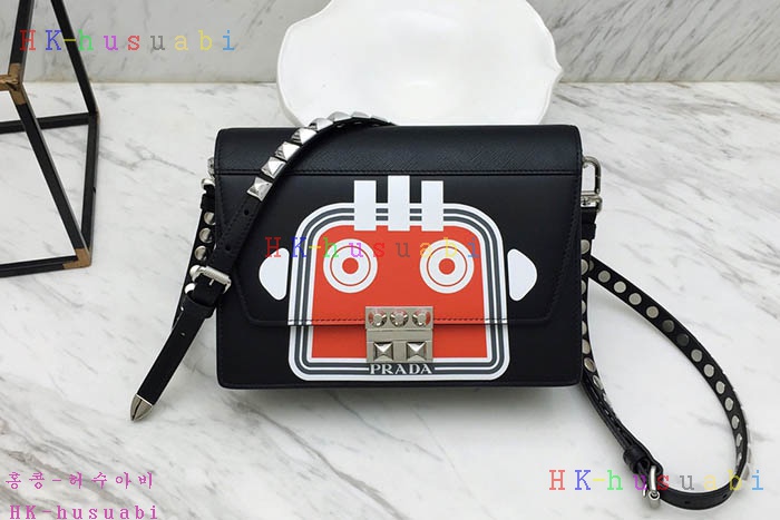 �ڹ̷��ޡ� ����� ũ�ν��� �Ż�  PR 1BD120