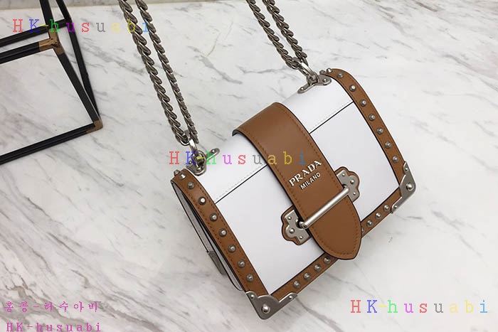 �ڹ̷��ޡ� ����� ī�̿��� PR 1BD045-3