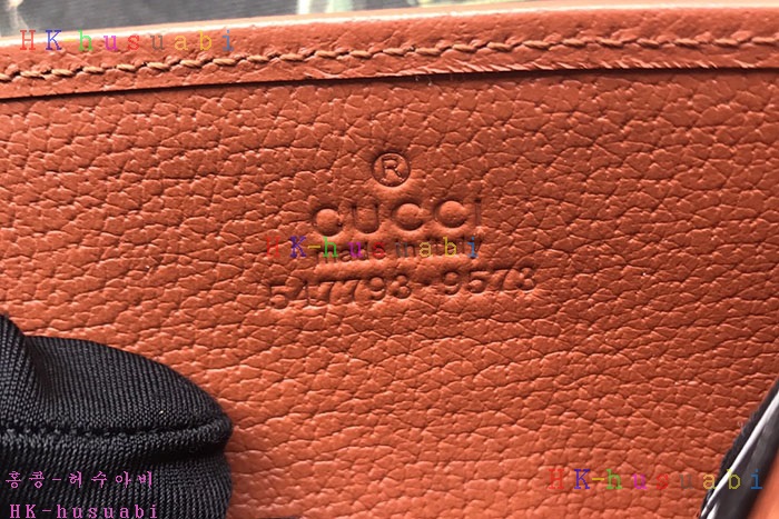 �ڹ̷��ޡ� ���� LA������ ��ġ ī������ GU 547793-4