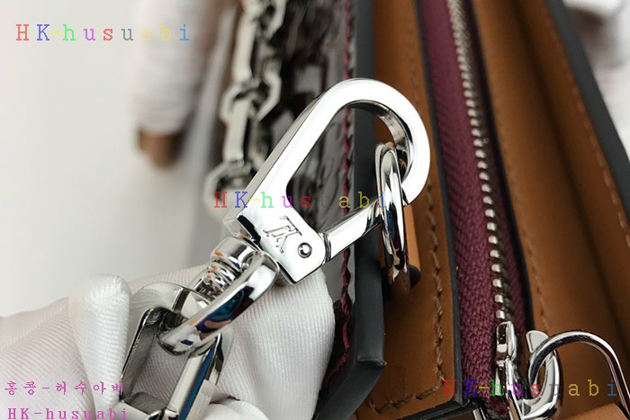 �ڹ̷��ޡ� 2019SS ���̺��� ũ���� ��帮�� LV M44371-4