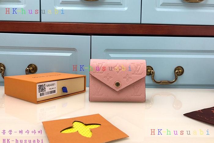 �ڹ̷��ޡ� ���̺��� ���丰 ���� M64061