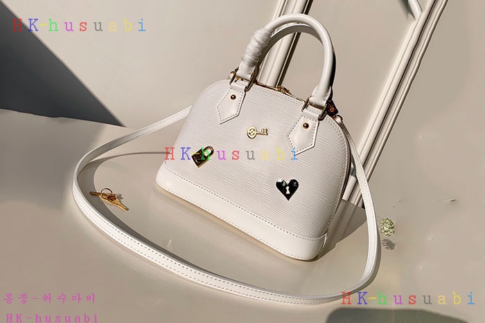 �ڹ̷��ޡ�2019SS ���̺��� �˸� BB  M52885