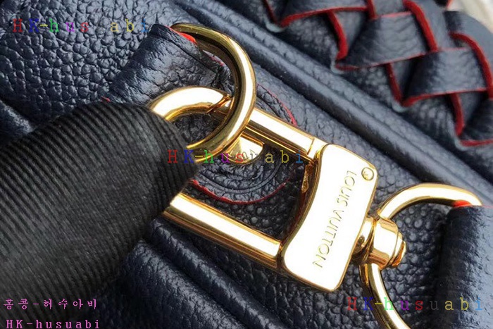 �ڹ̷��ޡ� ���̺��� ����Ʈ ��Ƽ��  M43941-3