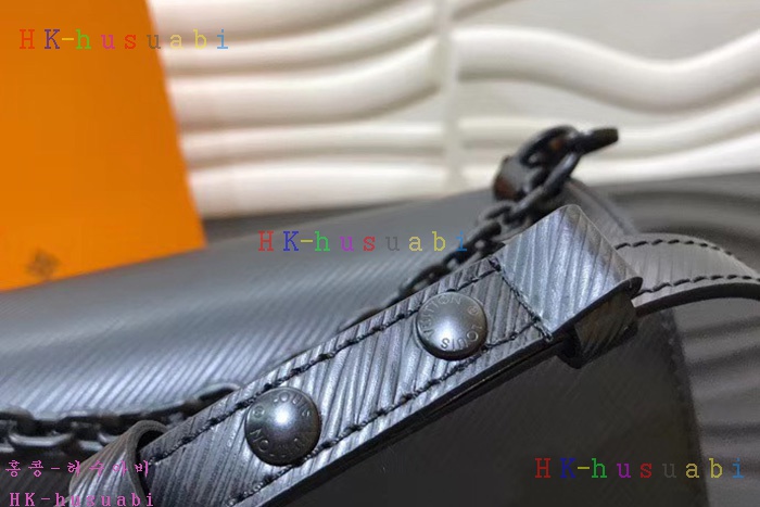 �ڹ̷��ޡ� ���̺��� Ʈ����Ʈ  M53236