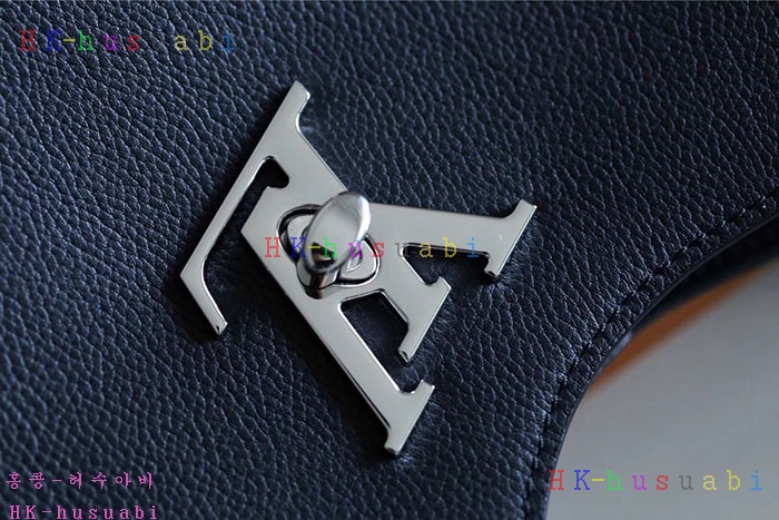 �ڹ̷��ޡڷ��̺��� ���� ȣ���� M52776